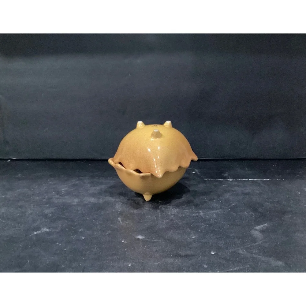 Set‎ of 2 Pier 1 Imports Yellow Golden Leaf Footed Bowls Fall Stoneware